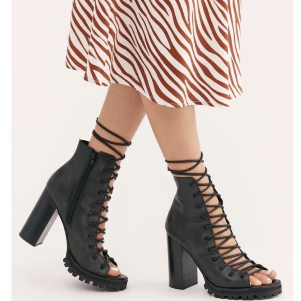 Jeffrey Campbell x Free People Open Toed Black Leather Lace Up Booties